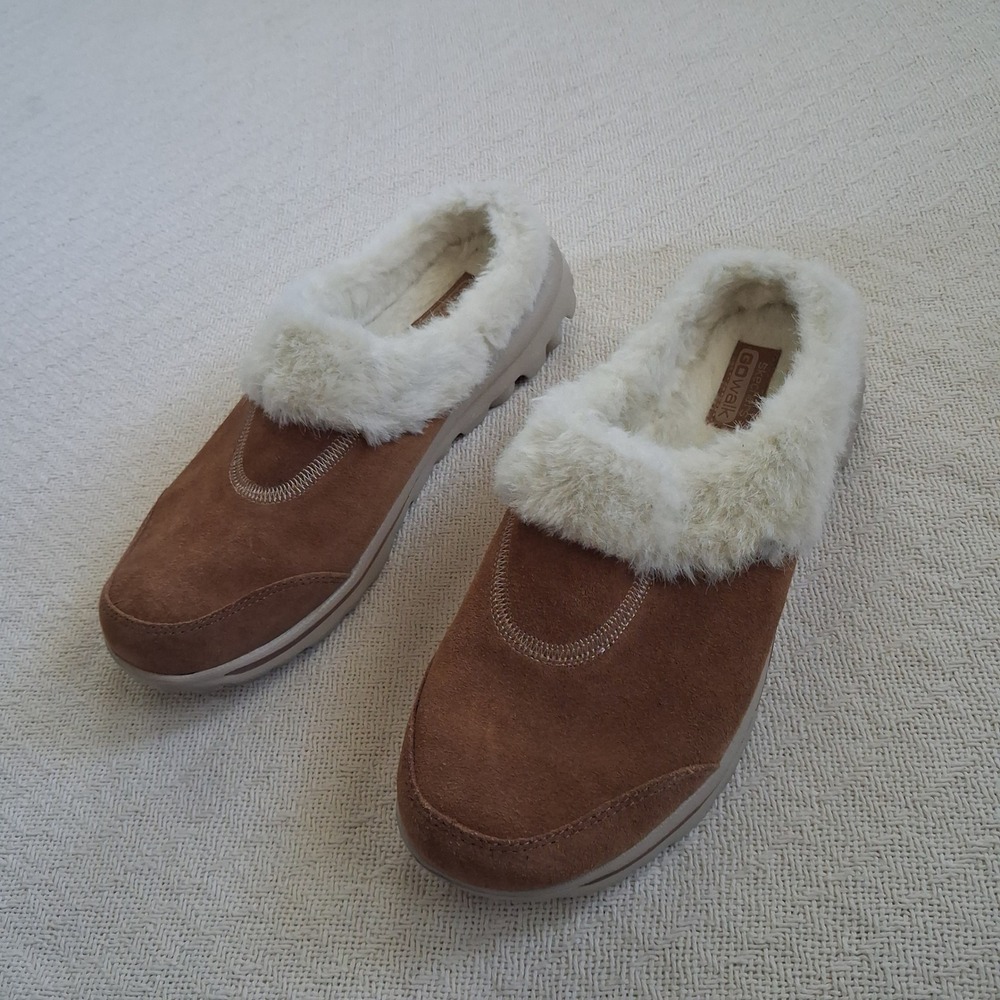 skechers leather go walk cozy slippers women's 8 faux fur lining